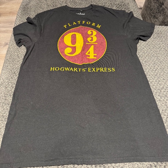 Harry Potter 9 3/4 Tee - Picture 1 of 4
